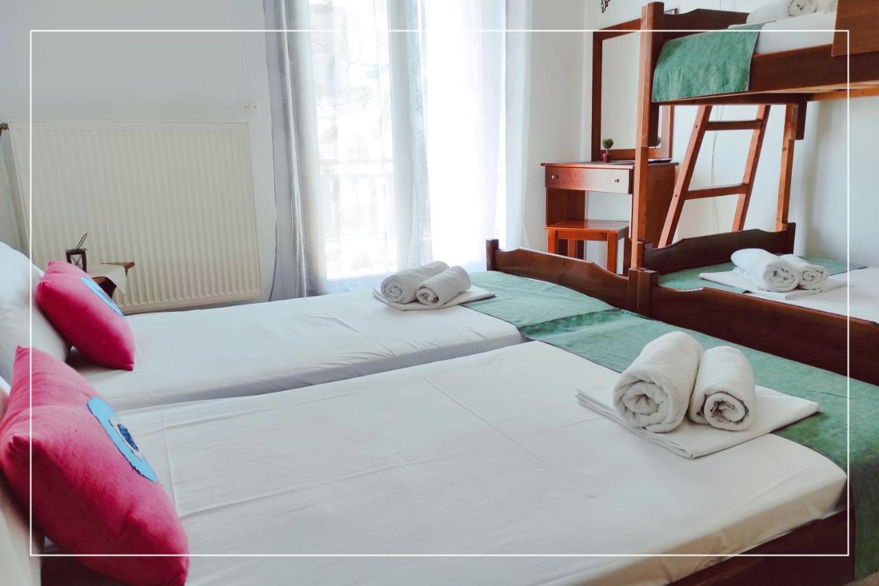Hotel Alexandra ネア・ローダ エクステリア 写真