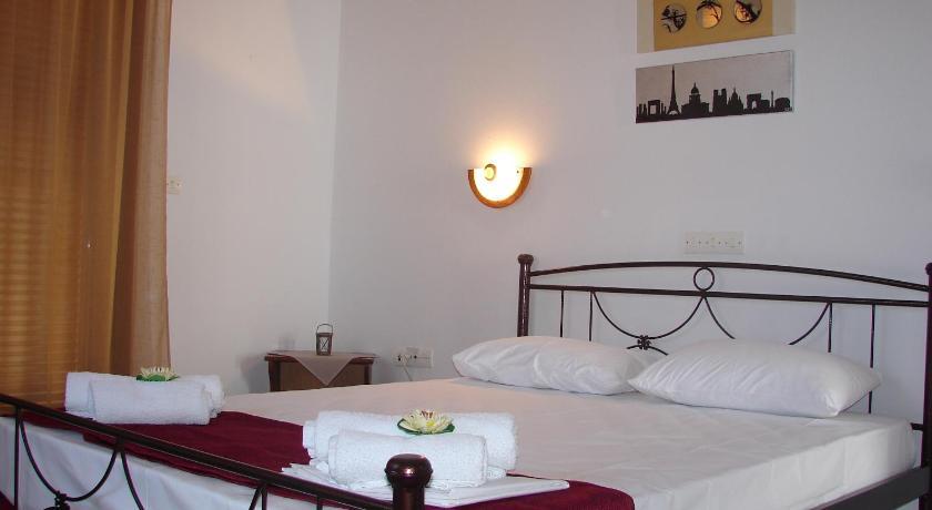 Hotel Alexandra ネア・ローダ 部屋 写真
